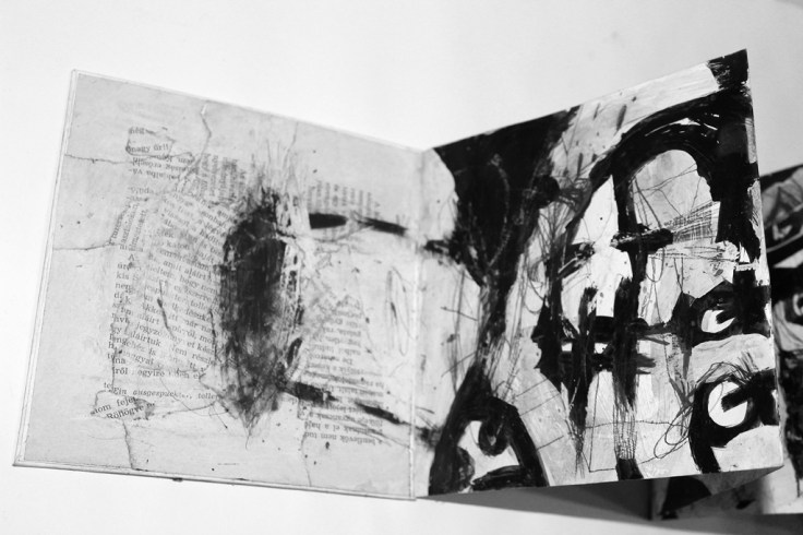 Csaba Pál, Black white book, 15x15x2cm, 15×90 cm, mixed on paper, artist book, 2018